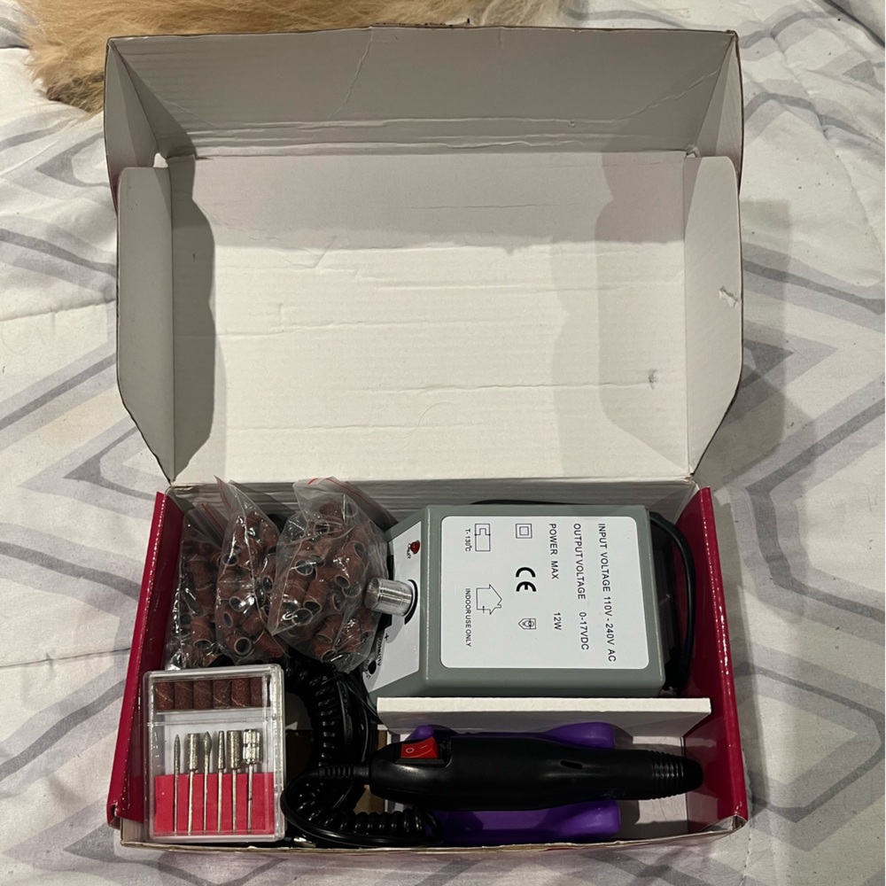 Mercedes2000 manicure&pedicure set